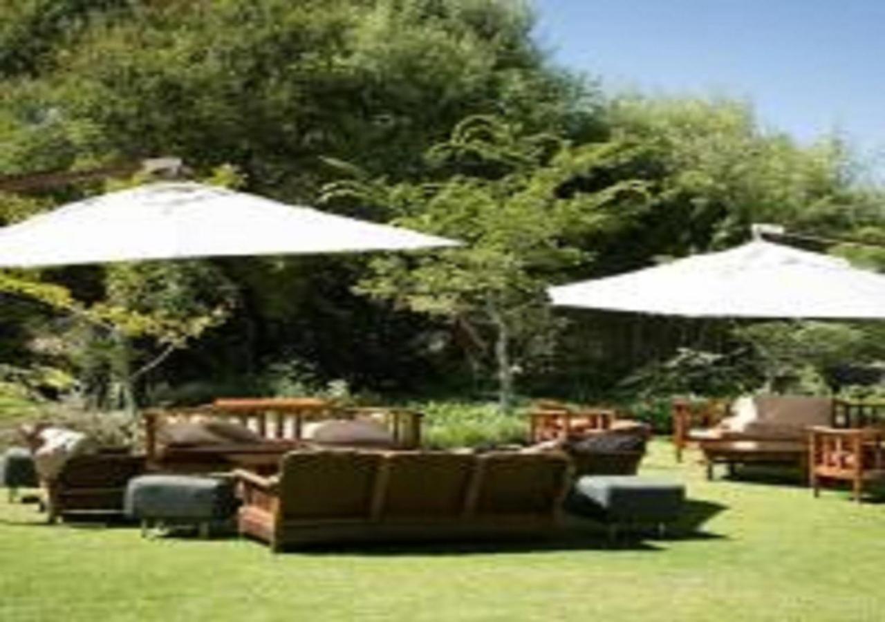 Matoppo Inn Beaufort West Exterior photo